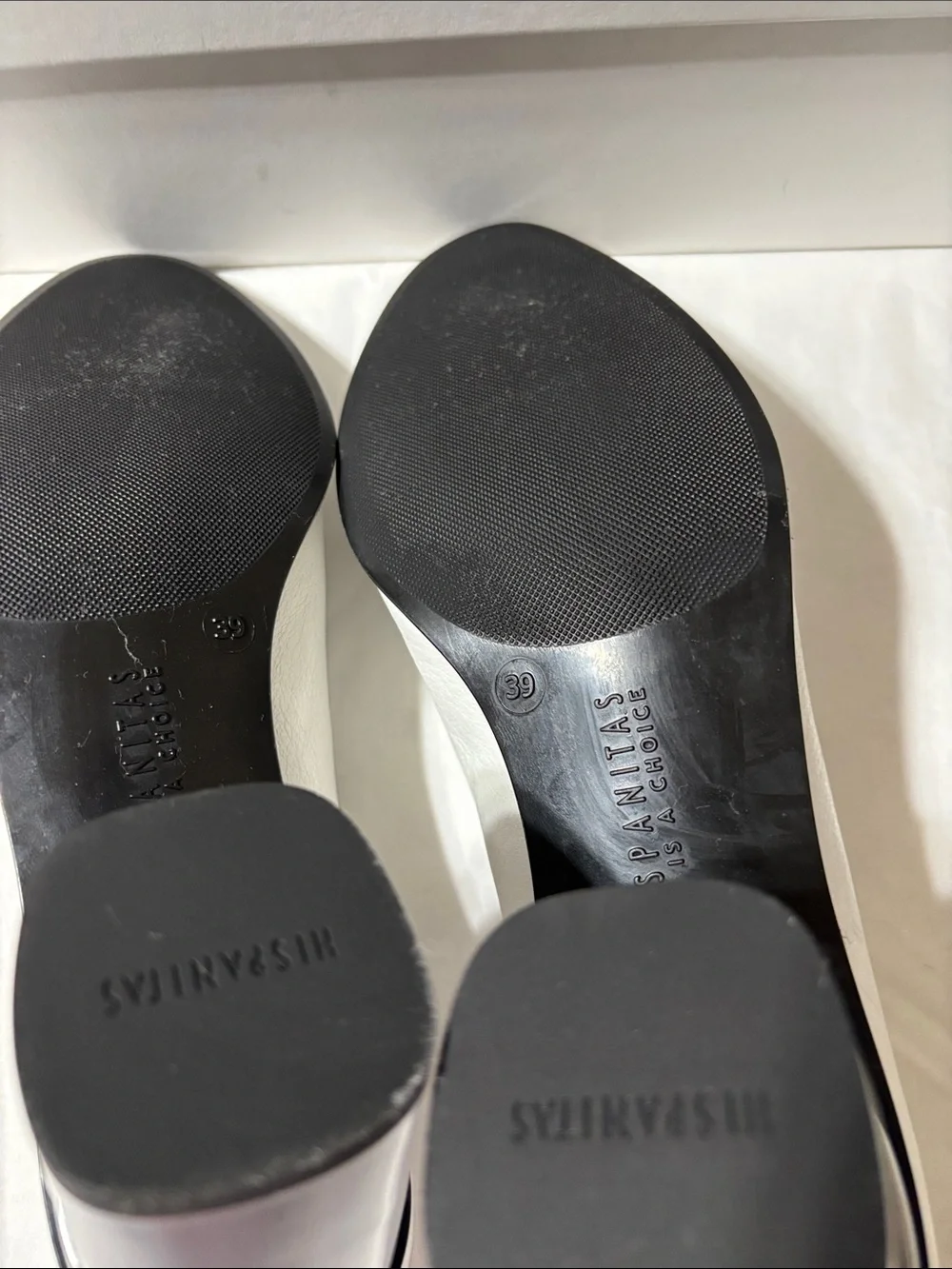 Hispanitas sleek white